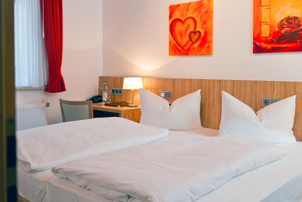 Schaper Hotel 3*